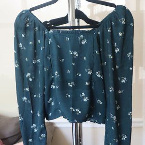 Abercrombie Long Sleeve Floral Crop Top